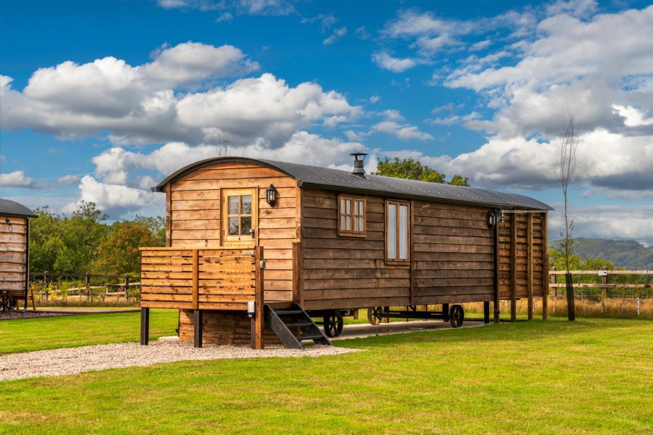 Апартаменти Ashwood Shepherd Hut -Ockeridge Rural Retreats Вустер Екстер'єр фото