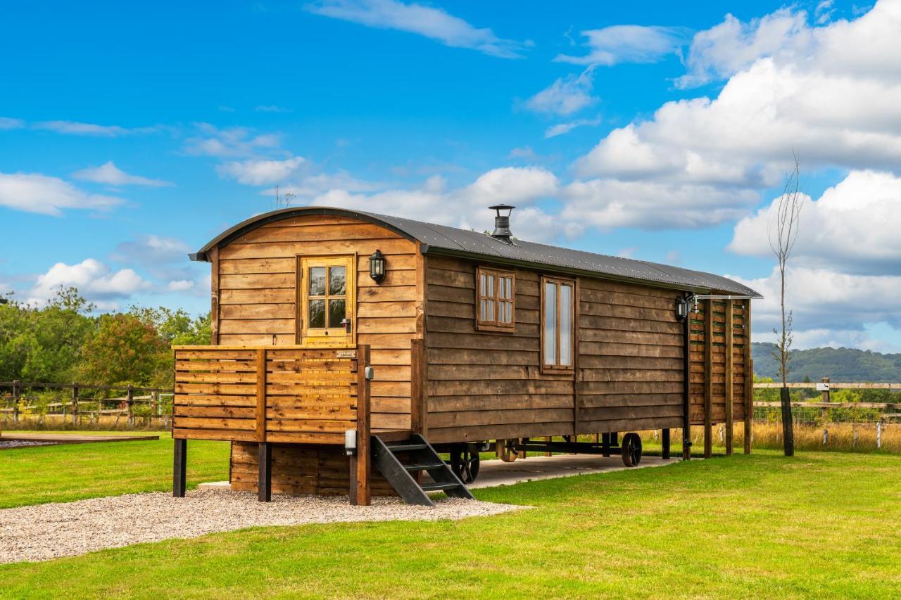 Апартаменти Ashwood Shepherd Hut -Ockeridge Rural Retreats Вустер Екстер'єр фото
